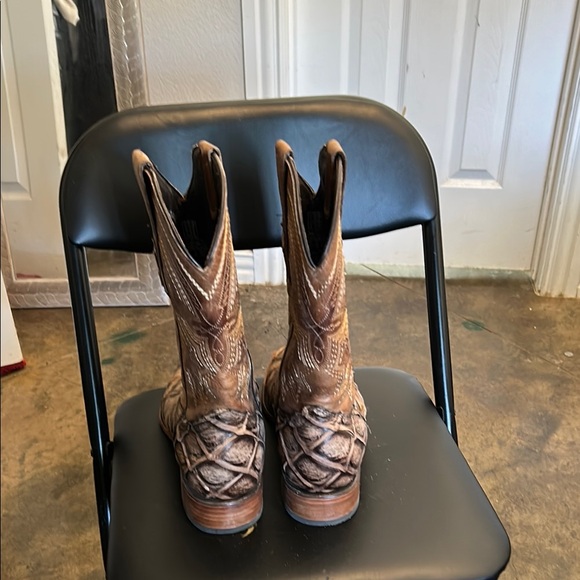 Brown Western Cowboy Boots - Picture 3 of 4